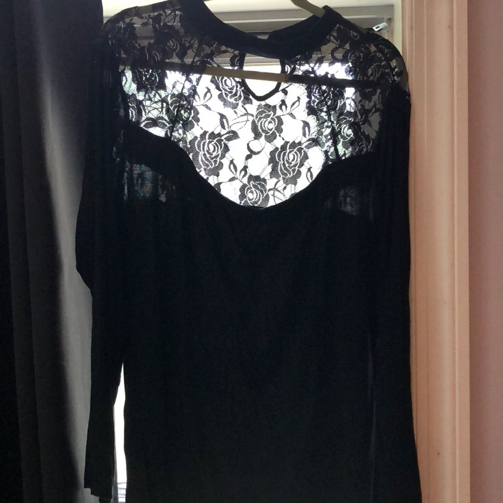 Black long sleeve shirt